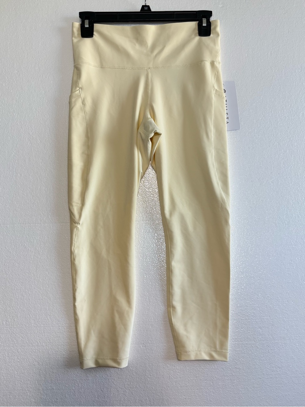Athleta Interval Stash 7/8 Tight Leggings Cream Yellow Size M NWT
